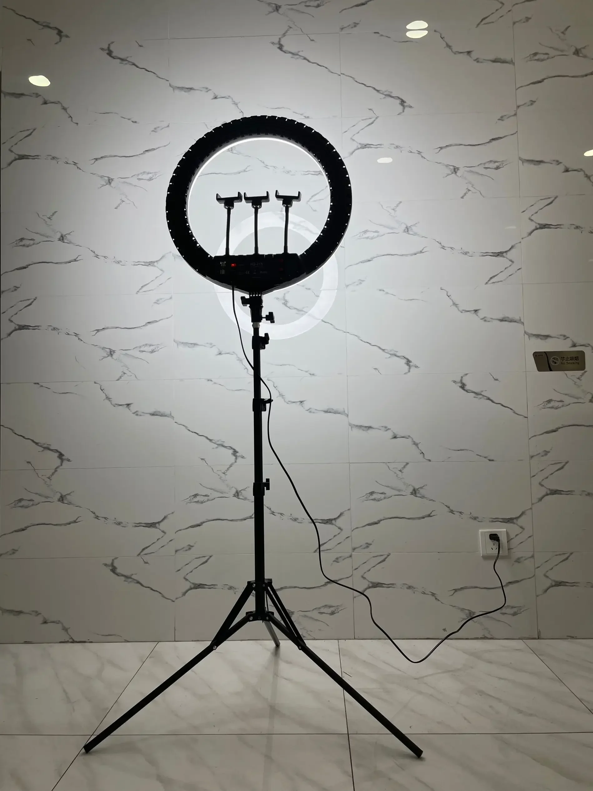 HQ-21n 21 Inch LED Ring Light  - Lighting In Photography recension och pris